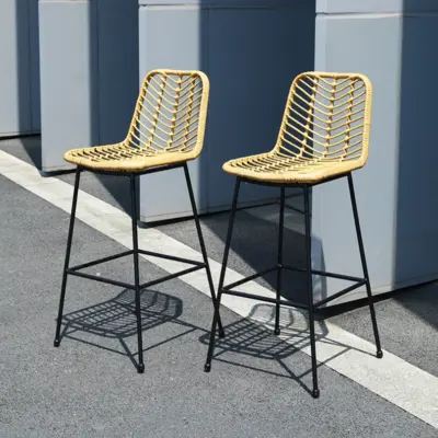 Minimalist PE Rattan Outdoor Bar Stools Custom Commercial Patio Wicker High Chairs Set