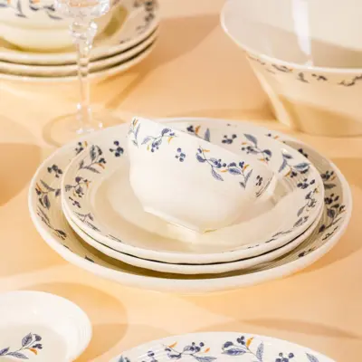 Luxury Customizable Cream Floral Porcelain Dinnerware Set for Boutique Hotels – 58 Piece Premium Ceramic Tableware