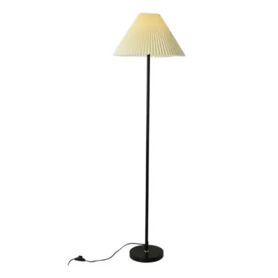 Nordic Minimalist Pleated Fabric Floor Lamp – High-End Iron Standing Light for Luxury Hotels and Boutique Residences (Customizable)